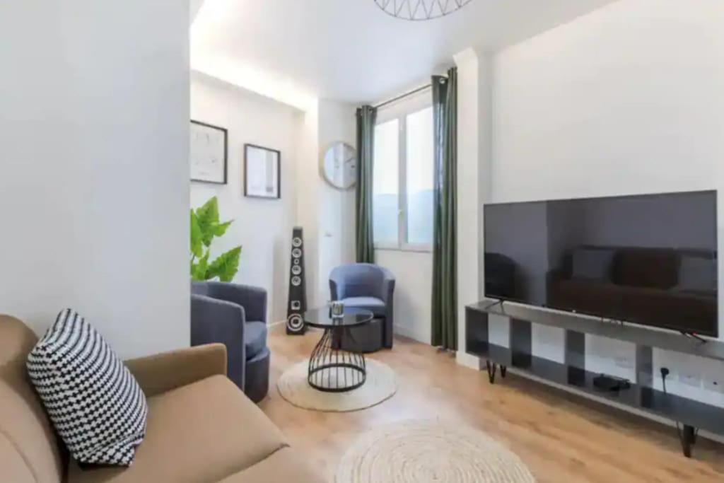 Roses Appartement Proche Sacree-Coeur/Montmarte Paris Exterior foto
